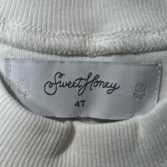 NWT Sweet Honey Logo Sweatshirt, size 4T - Picture 7 of 7